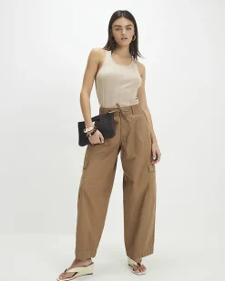 Beige Buckle Knitted Vest