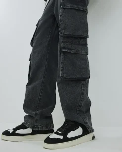 Black Loose Fit Cargo Jeans