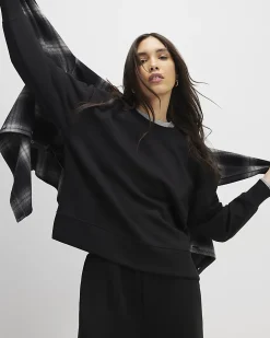 Black Premium Sweatshirt