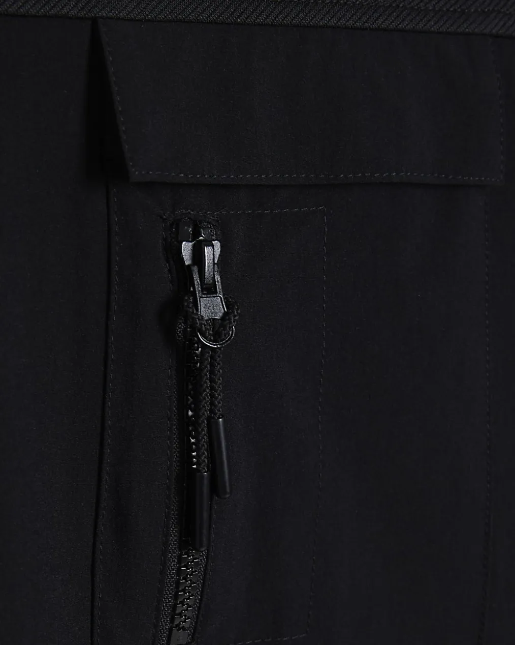 Black Slim Fit Nylon Pocket T-shirt