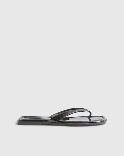 Brown Patent Tortoiseshell Toe Thong Sandals