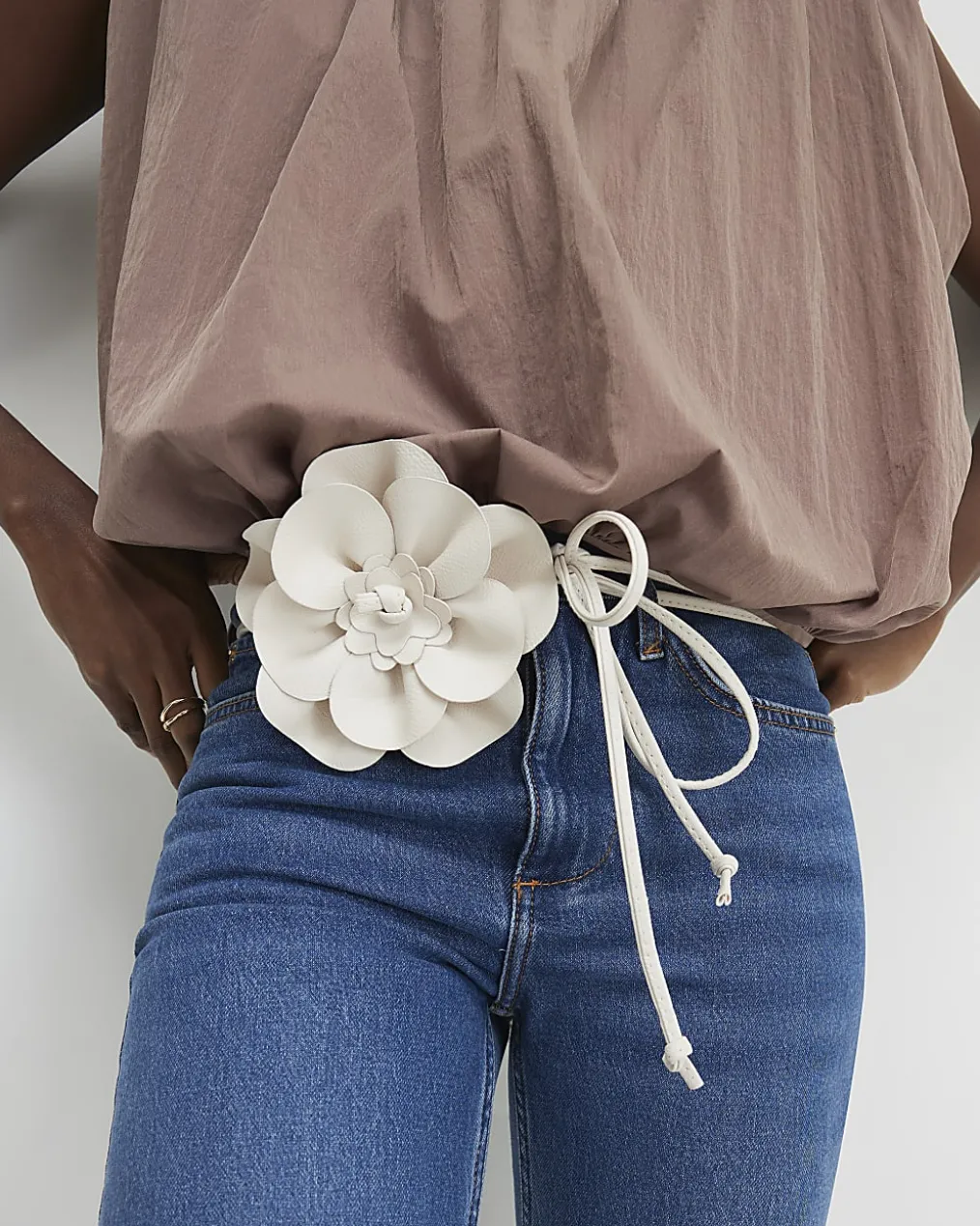 Cream Corsage Flower Belt