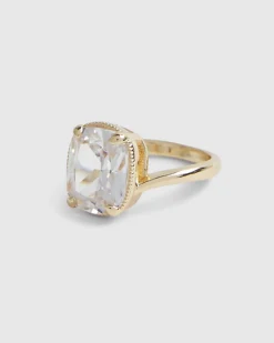 Gold Diamond Simulant Ring