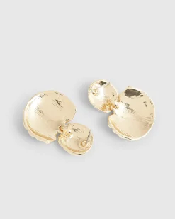 Gold Ridge Shell Earrings