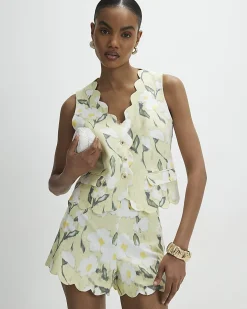 Green Linen Blend Floral Scallop Shorts