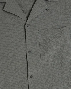 Green Regular Fit Textured Short Sleeve Shirt