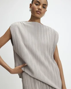 Grey Plisse Sleeveless Asymmetric Hem Top