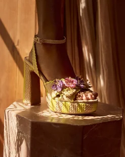 Yellow Stripe Raffia Flower Platform Sandals